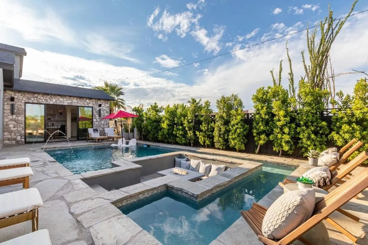 Stonewood Villa-Ultralux 6Br-5 Showers-Htd Pool Scottsdale Feriehus