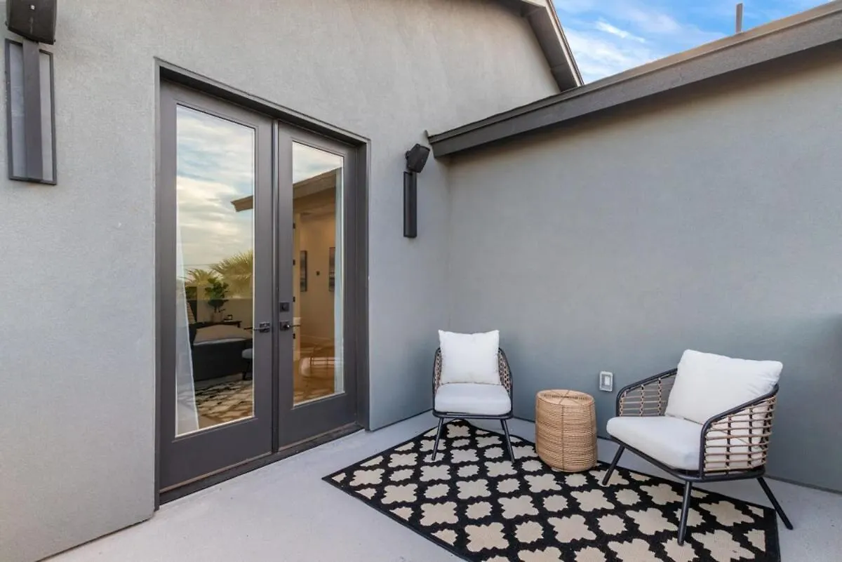 Stonewood Villa-Ultralux 6Br-5 Showers-Htd Pool Scottsdale Feriehus